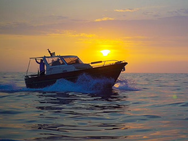 Sunset Boat Tour